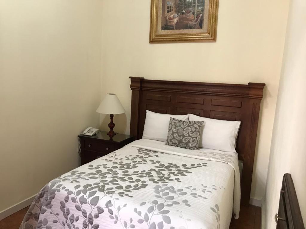 Hotel Casona Misiones Querétaro Buitenkant foto