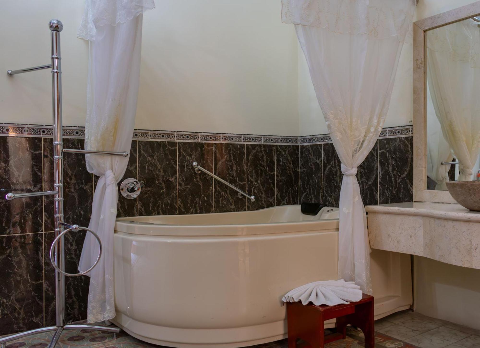 Hotel Casona Misiones Querétaro Buitenkant foto