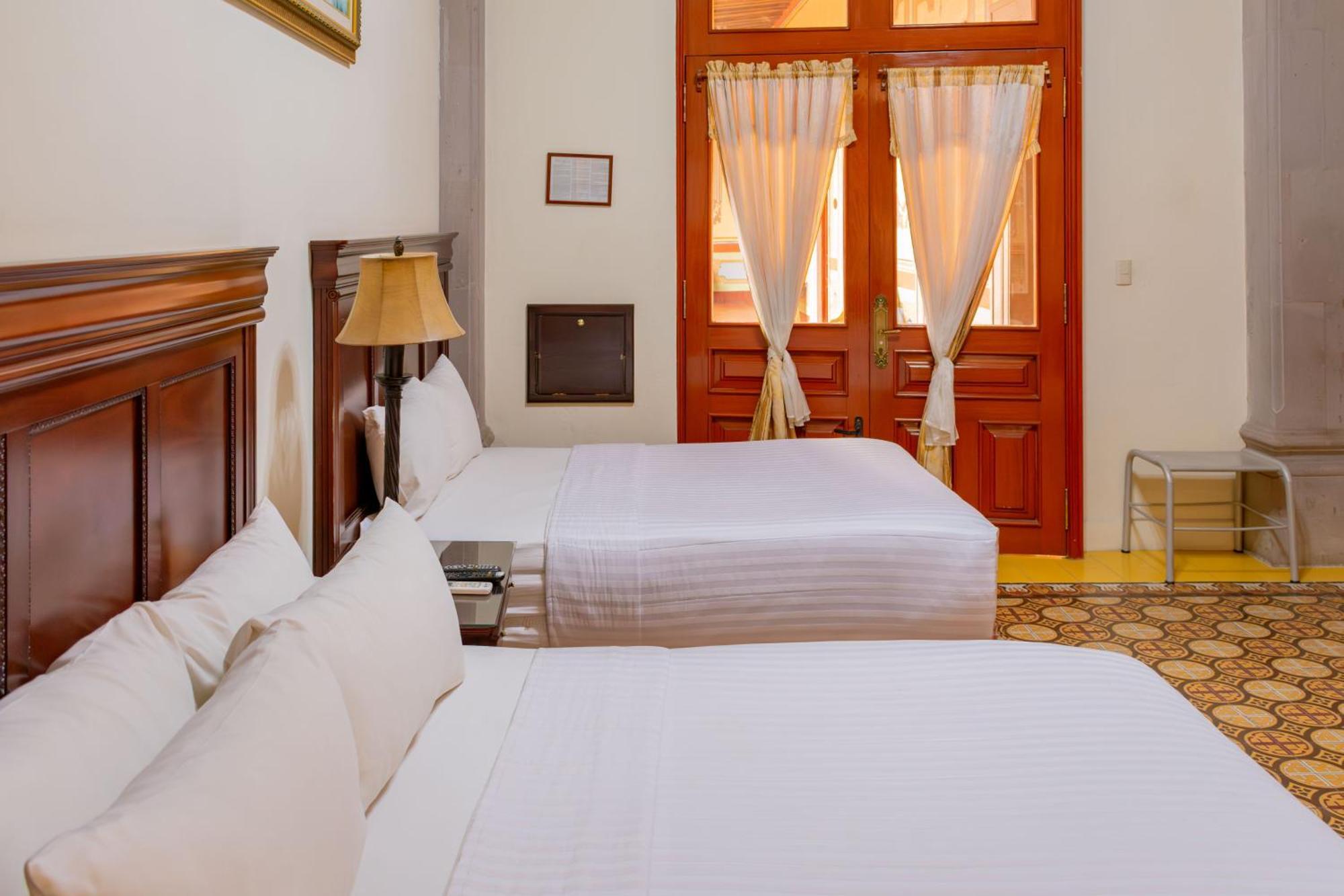 Hotel Casona Misiones Querétaro Buitenkant foto
